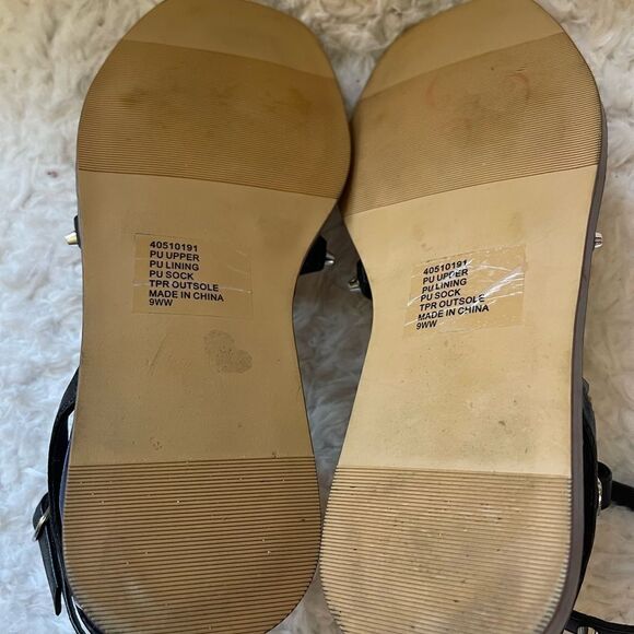 Torrid Black synthetic leather gladiator sandals silver tone studs accents SZ9WW - Picture 8 of 9